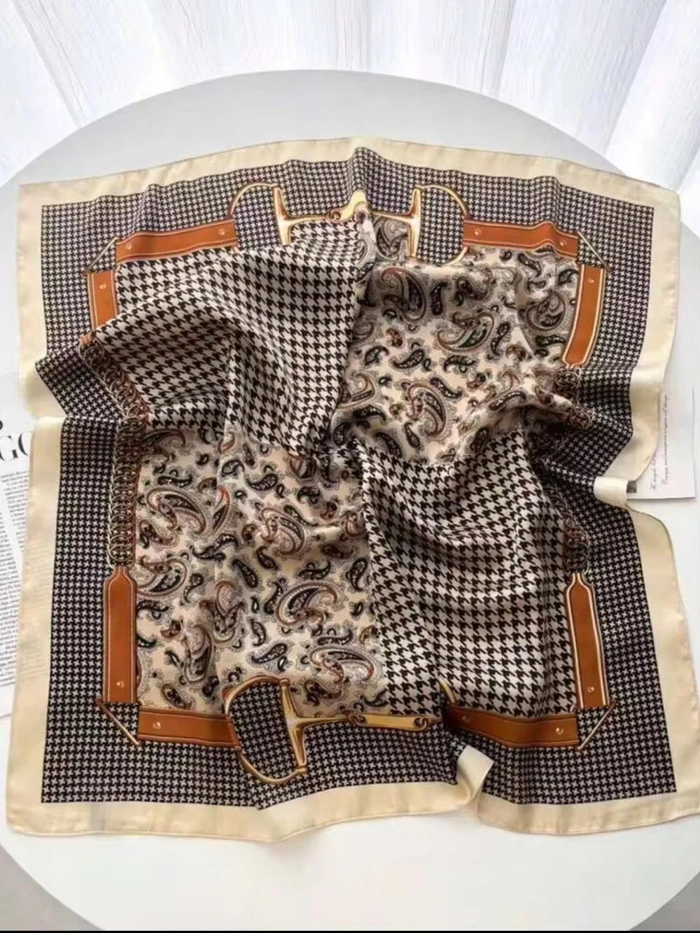 Buy now! Houndstooth and chain fall satin scarf neutral